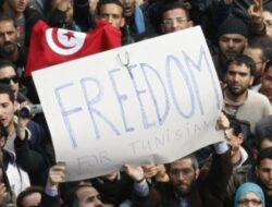 Revolusi Arab Atau Arab Spring Adalah Gerakan Protes Besar-Besaran Yang Mulai Terjadi Di Berbagai Negara Arab Pada Akhir Tahun 2010. Pemicunya Adalah